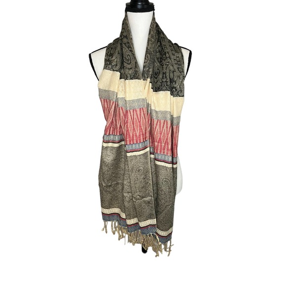 Pashmina Colorblock Tasseled Scarf - Picture 2 of 5